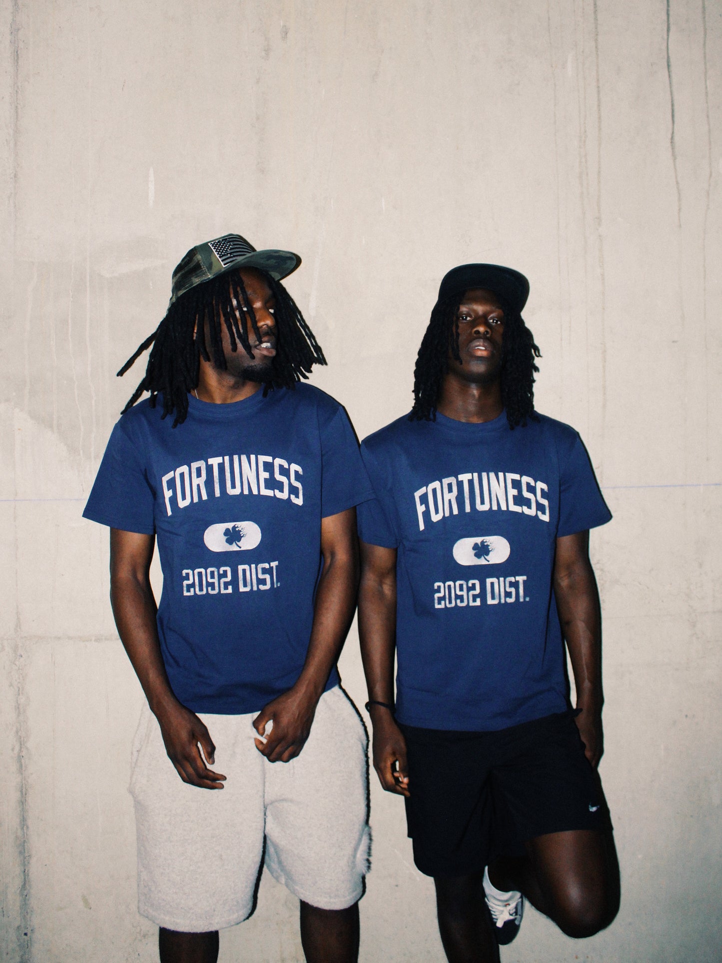 COLLEGE TEE NAVY BLUE